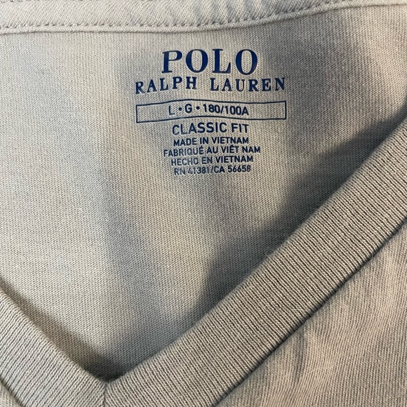Polo Ralph Lauren V-Neck T-Shirt (Large) - Picture 5 of 5